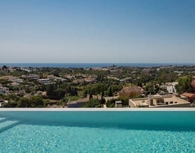 Rent Villa Rose Foxtail Spain