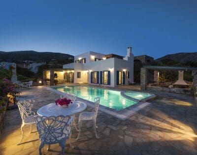 Rent Villa Ruby Myrobalan Paros