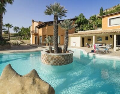 Rent Villa Saddle Lava Stone Sicily