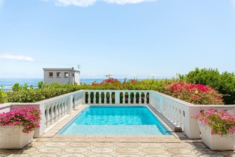 Rent Villa Saddle Paper South Africa