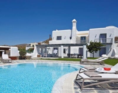 Rent Villa Salle Stock Greece