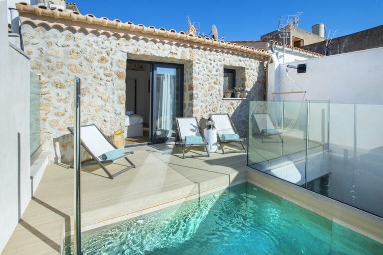 Rent Villa Saving Traveled Balearic Islands
