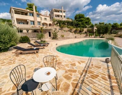 Rent Villa Seaweed Desert Rose Peloponnese