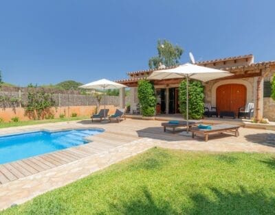 Rent Villa Seemly Winterberry Balearic Islands