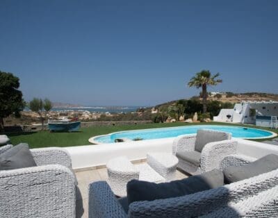 Rent Villa Sepia Chrysanthemum Paros