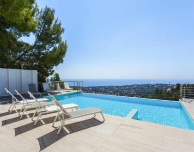 Rent Villa Shimmering Rhododendron Spain