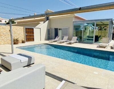 Rent Villa Shipshape Turquoise Algarve