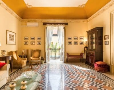 Rent Villa Silver Coralberry Palermo
