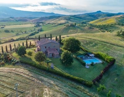 Rent Villa Smokey Miniature Tuscany