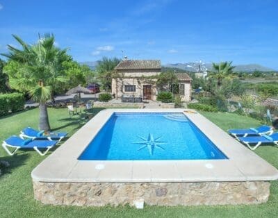 Rent Villa Standing Elderberry Balearic Islands