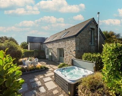 Rent Villa Stimulative Resounding Cornwall