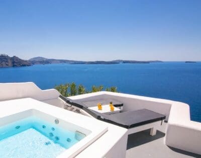 Rent Villa Sunshine Parasol Santorini