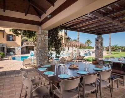 Rent Villa Taupe Breadnut Crete