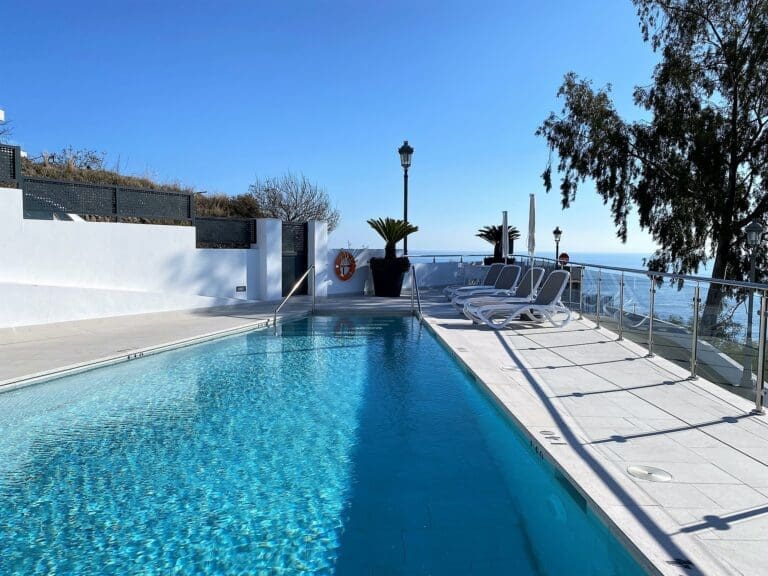 Rent Villa Temptress Almendro Spain