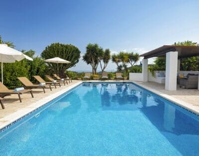 Rent Villa Thrilled Oxbow Balearic Islands