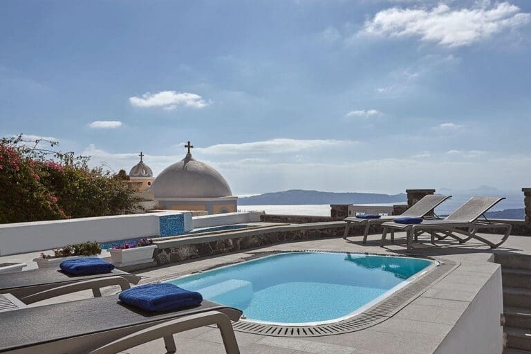 Rent Villa Tiffany Summers Santorini