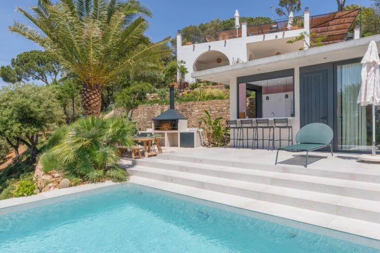 Rent Villa Tiger Freesia Andalusia