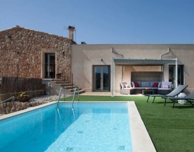 Rent Villa Tiger Lacquer Mallorca