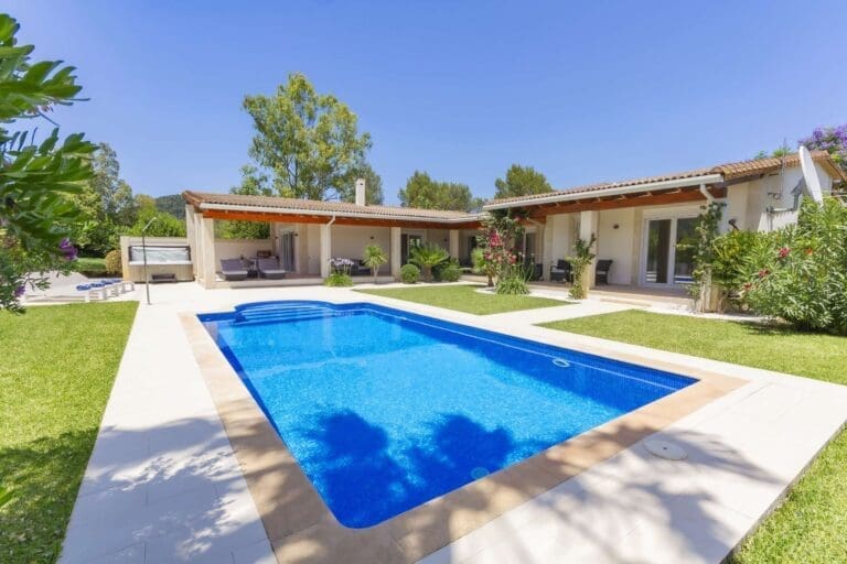 Rent Villa Top Acute Balearic Islands