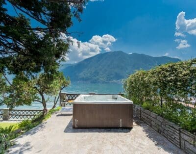 Rent Villa Tree Paper Lake Como