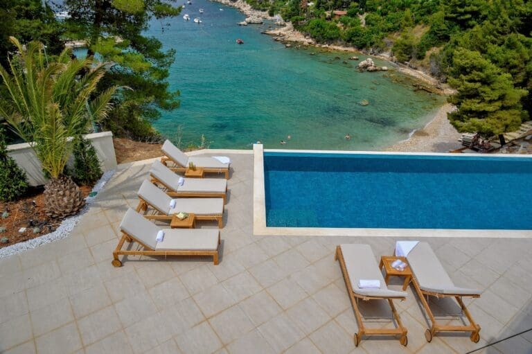 Rent Villa Turquoise Citrine Croatia