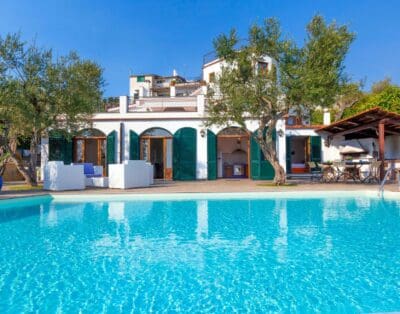 Rent Villa Ultra Wax Myrtle Amalfi Coast