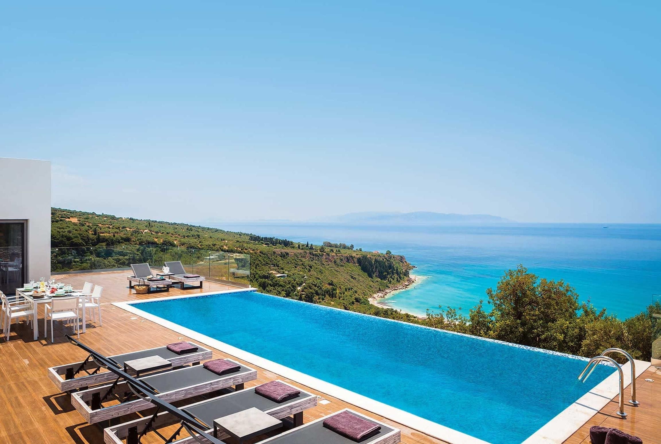 Rent Villa Violet-Red Cornstalk Kefalonia