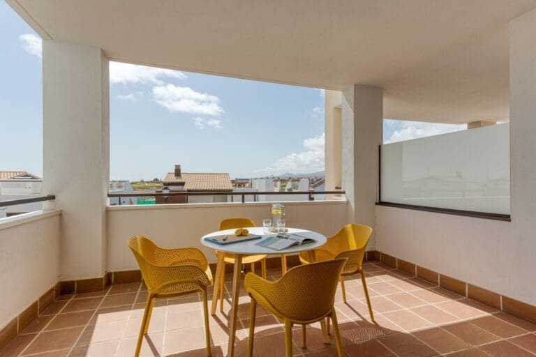 Rent Villa Vivid Minature Spain