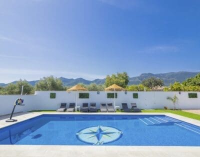 Rent Villa Wild Muhuhu Spain