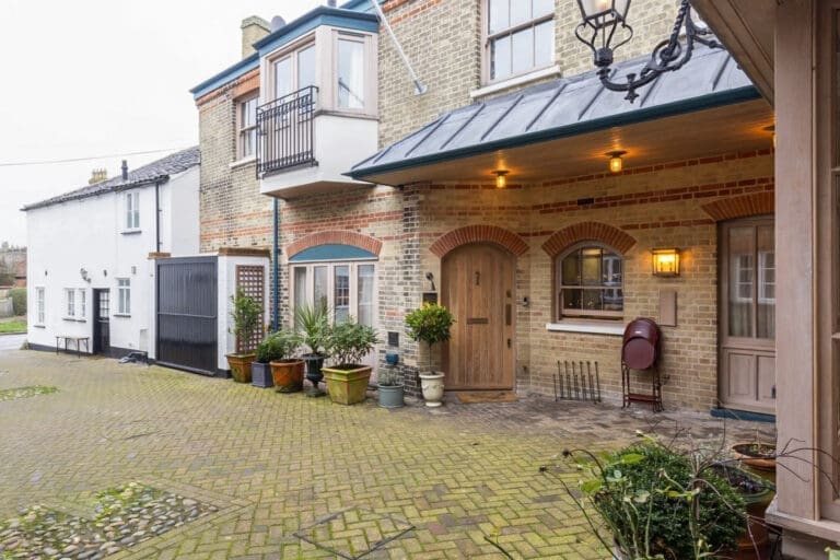 The Garden Den United Kingdom