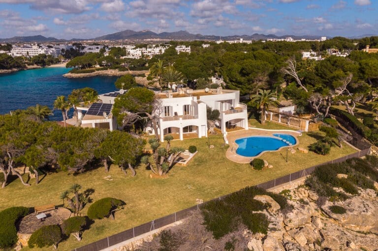 Villa Comillas Spain