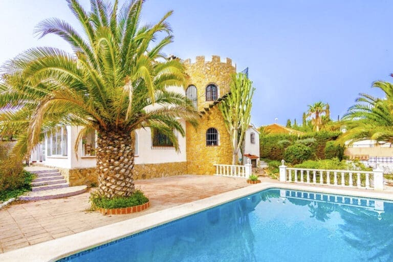 Villa Josefa Spain