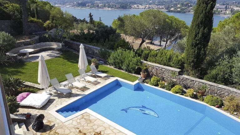 Villa Kommeno Nero Greece