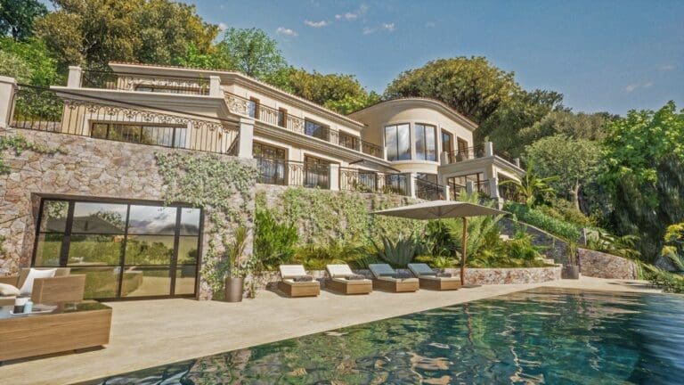 Villa La Rade France