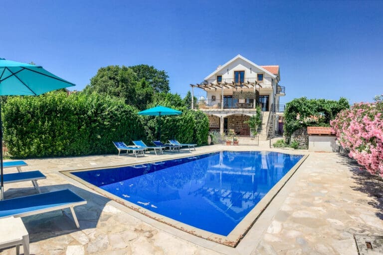 Villa Lustica Montenegro