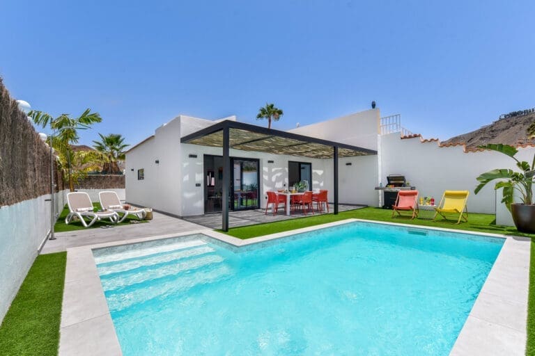 Villa Serodama Spain