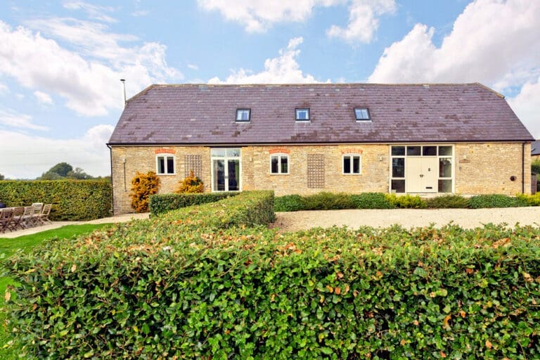 Aviary Barn United Kingdom