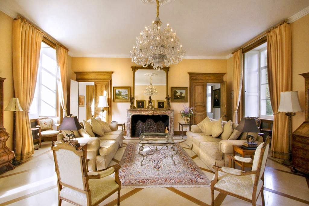 Chateau Gombardy And Cottage France