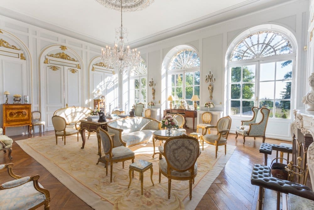 Chateau Isly And Cottage France