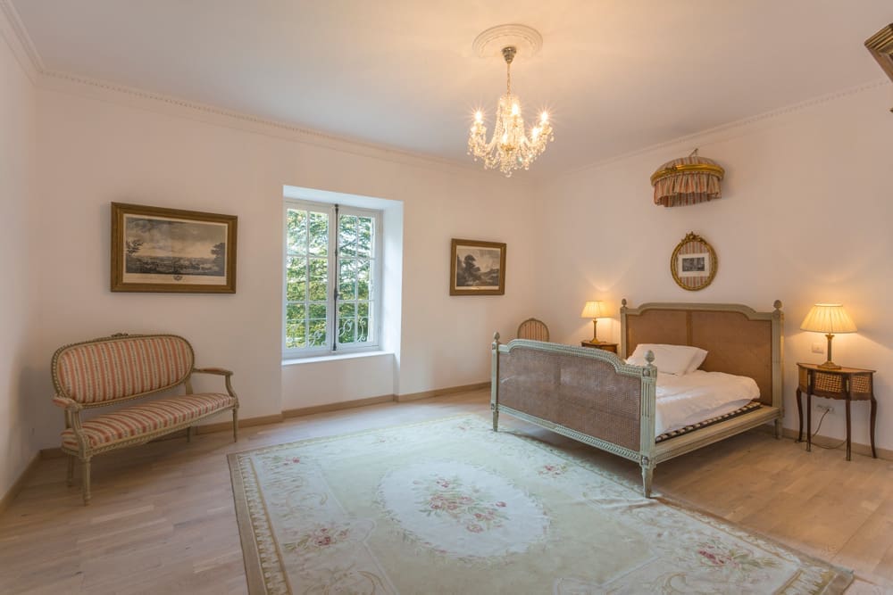 Chateau Isly And Cottage France