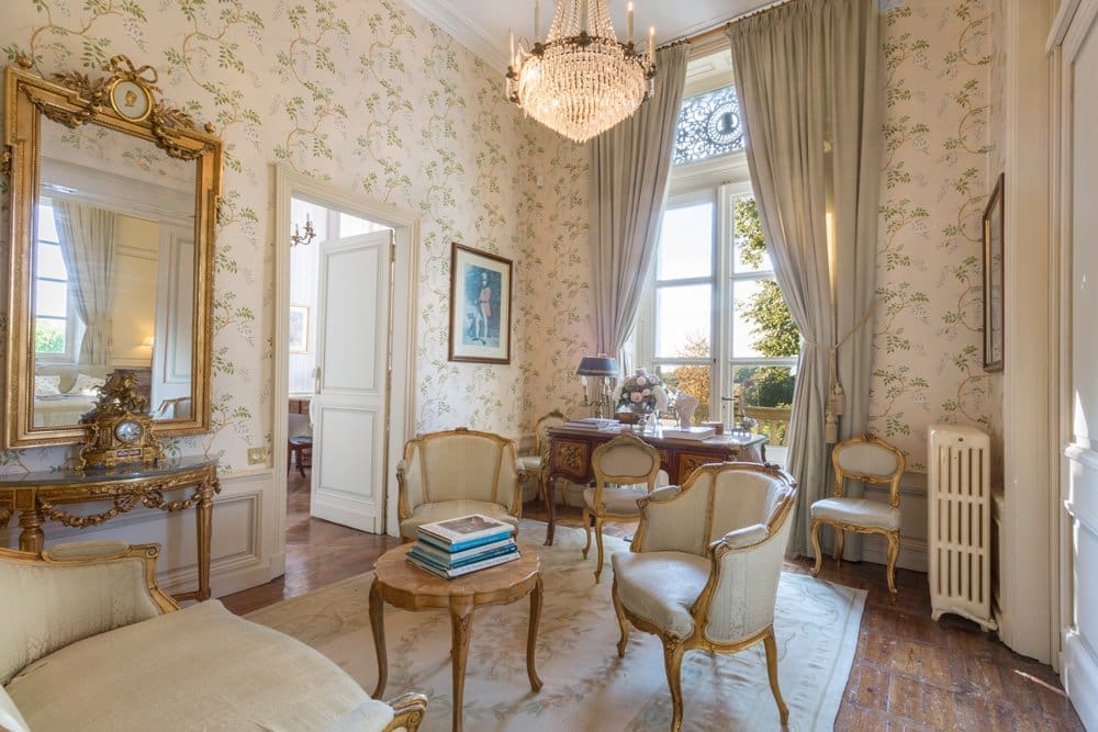 Chateau Isly And Cottage France
