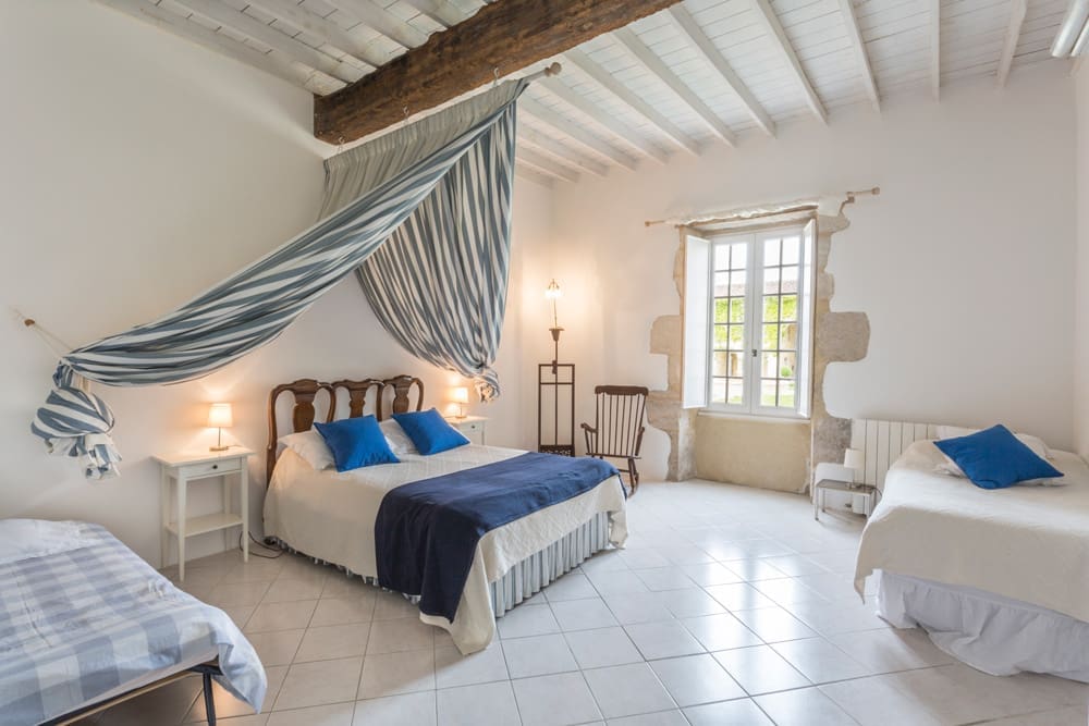 Chateau Tournesol – Cedar Cottage France