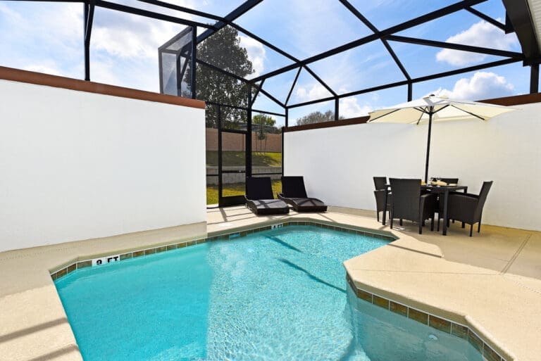 Jocelyn Townhouse United States