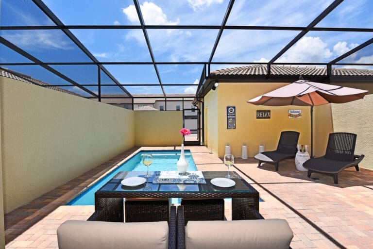 Kirsty Townhouse United States