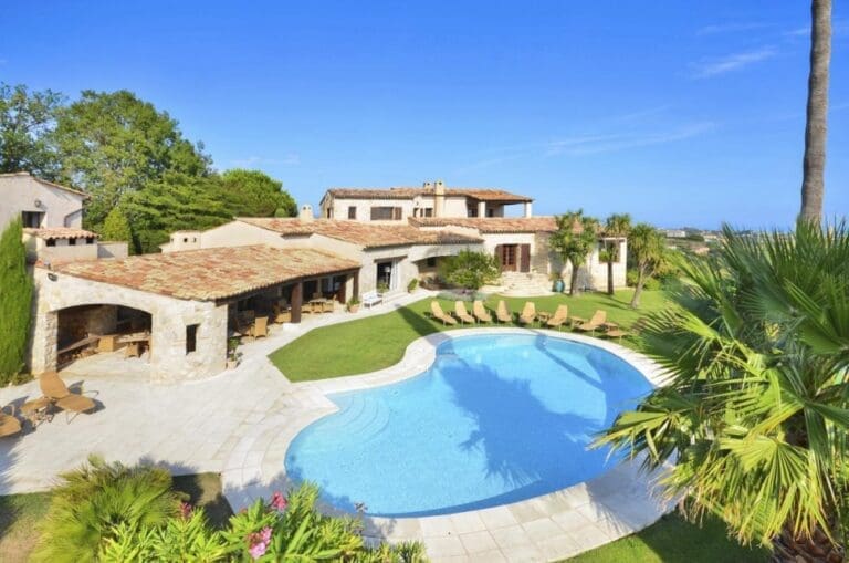 L’Ancien Monastere France