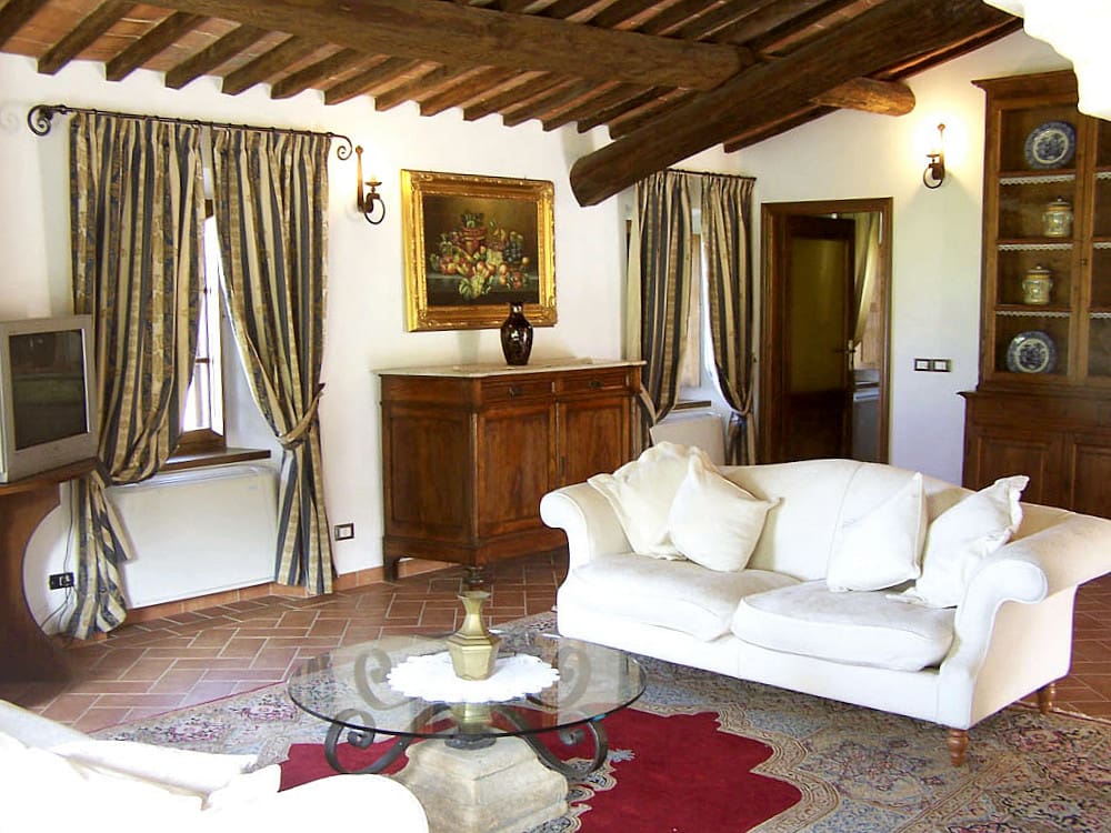 La Corte Saracini Italy