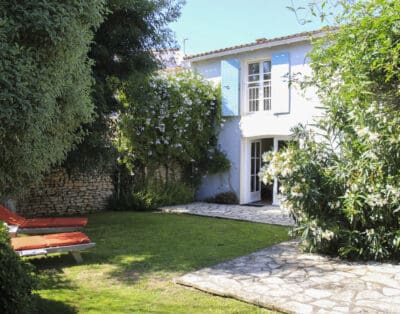 Maison Troglodyte France