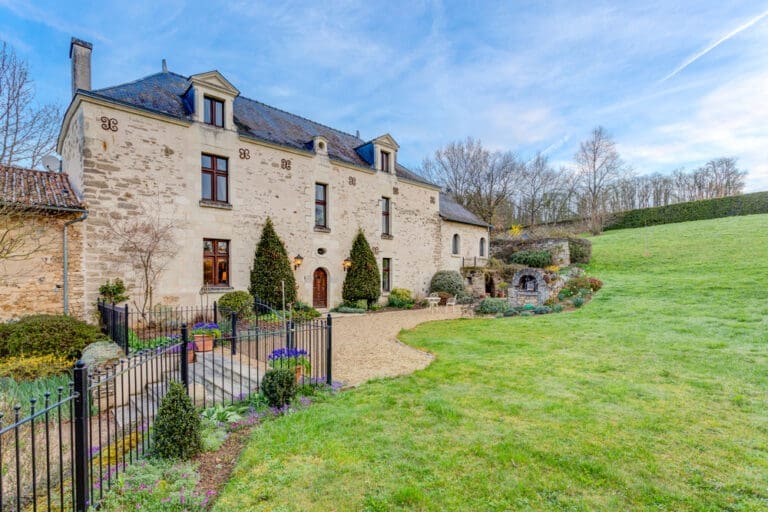 Manoir De Levesque France