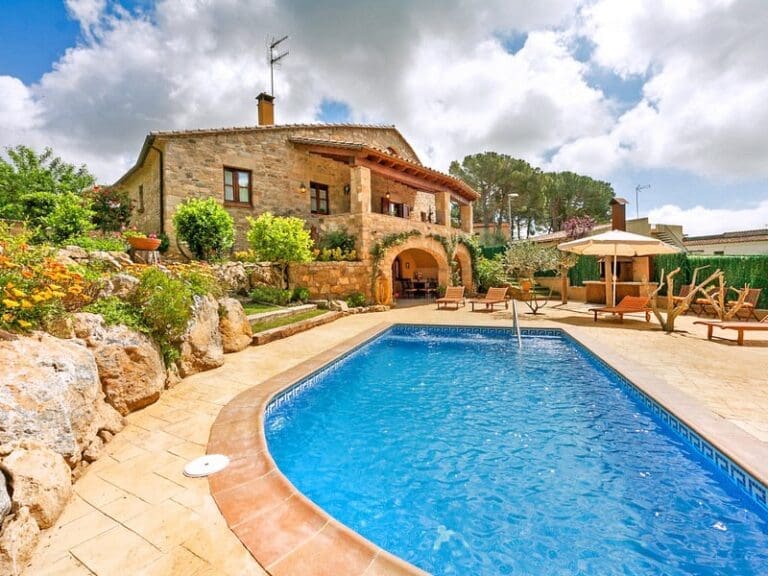 Mas Encarnacion Spain