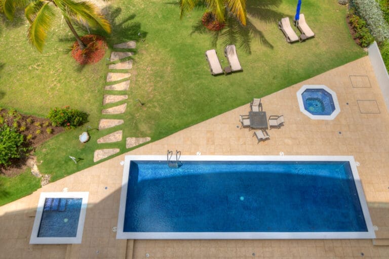 Maxwell Beach Apartment Barbados